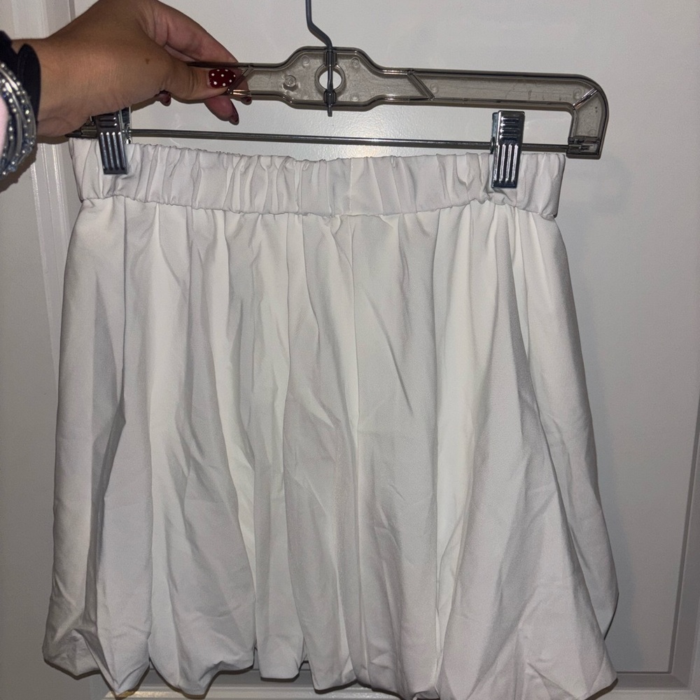 Chic White Mini Skirt for Women